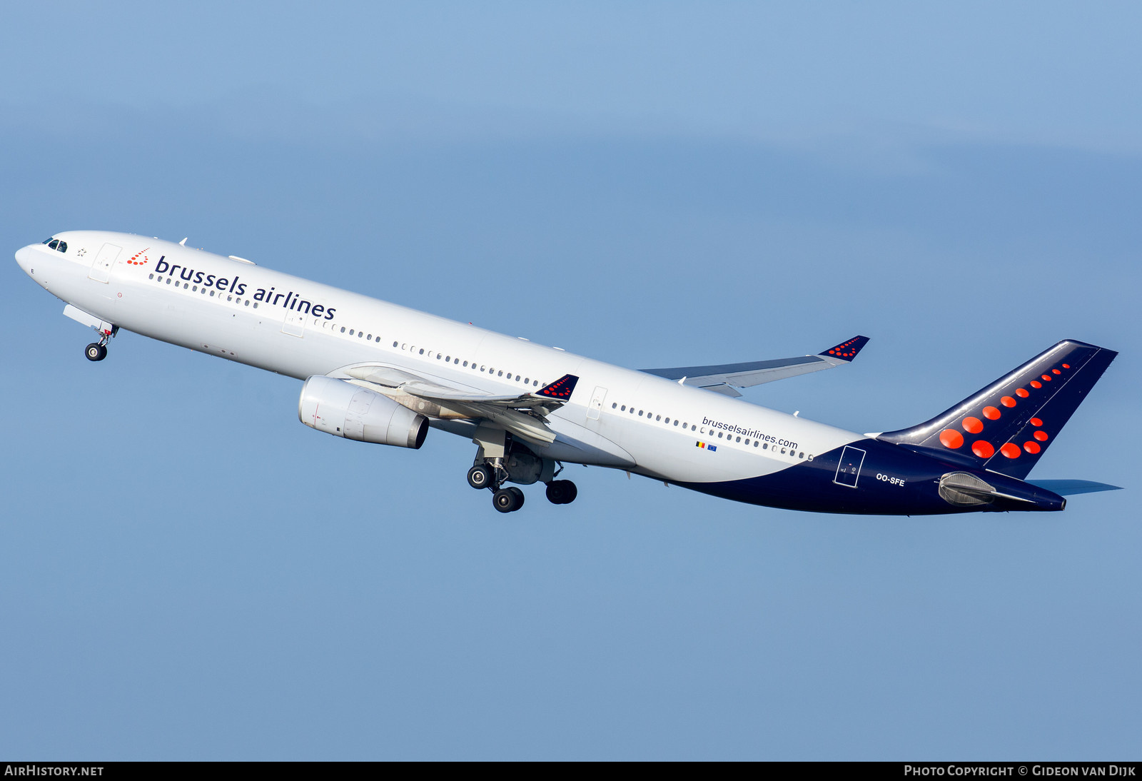 Aircraft Photo of OO-SFE | Airbus A330-343E | Brussels Airlines | AirHistory.net #852136
