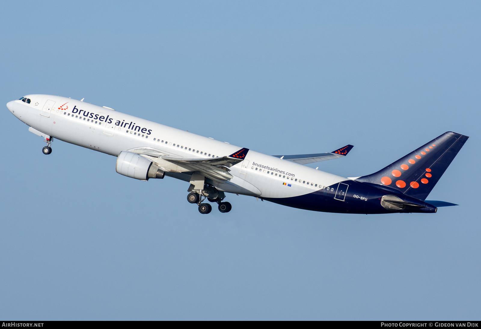 Aircraft Photo of OO-SFU | Airbus A330-223 | Brussels Airlines | AirHistory.net #852138