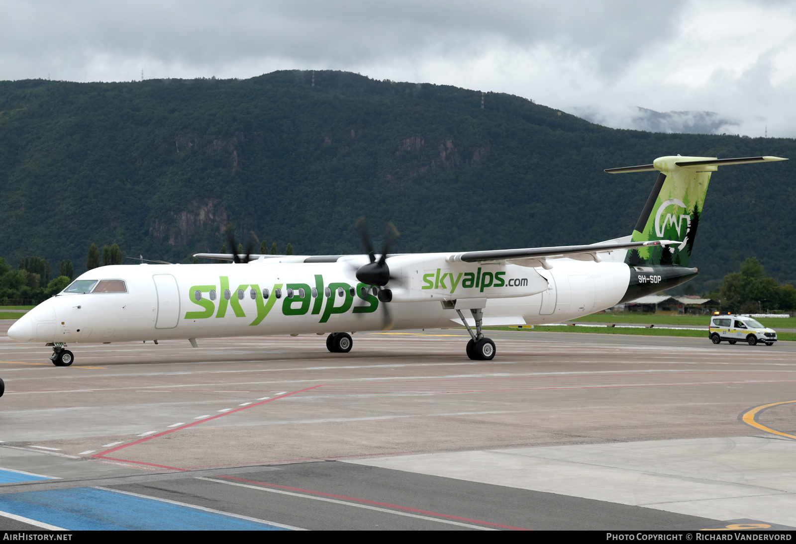 Aircraft Photo of 9H-SOP | Bombardier DHC-8-402 Dash 8 | SkyAlps | AirHistory.net #852140