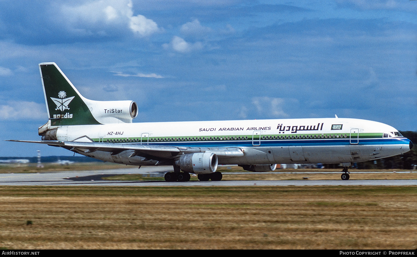 Aircraft Photo of HZ-AHJ | Lockheed L-1011-385-1-15 TriStar 200 | Saudia - Saudi Arabian Airlines | AirHistory.net #852163