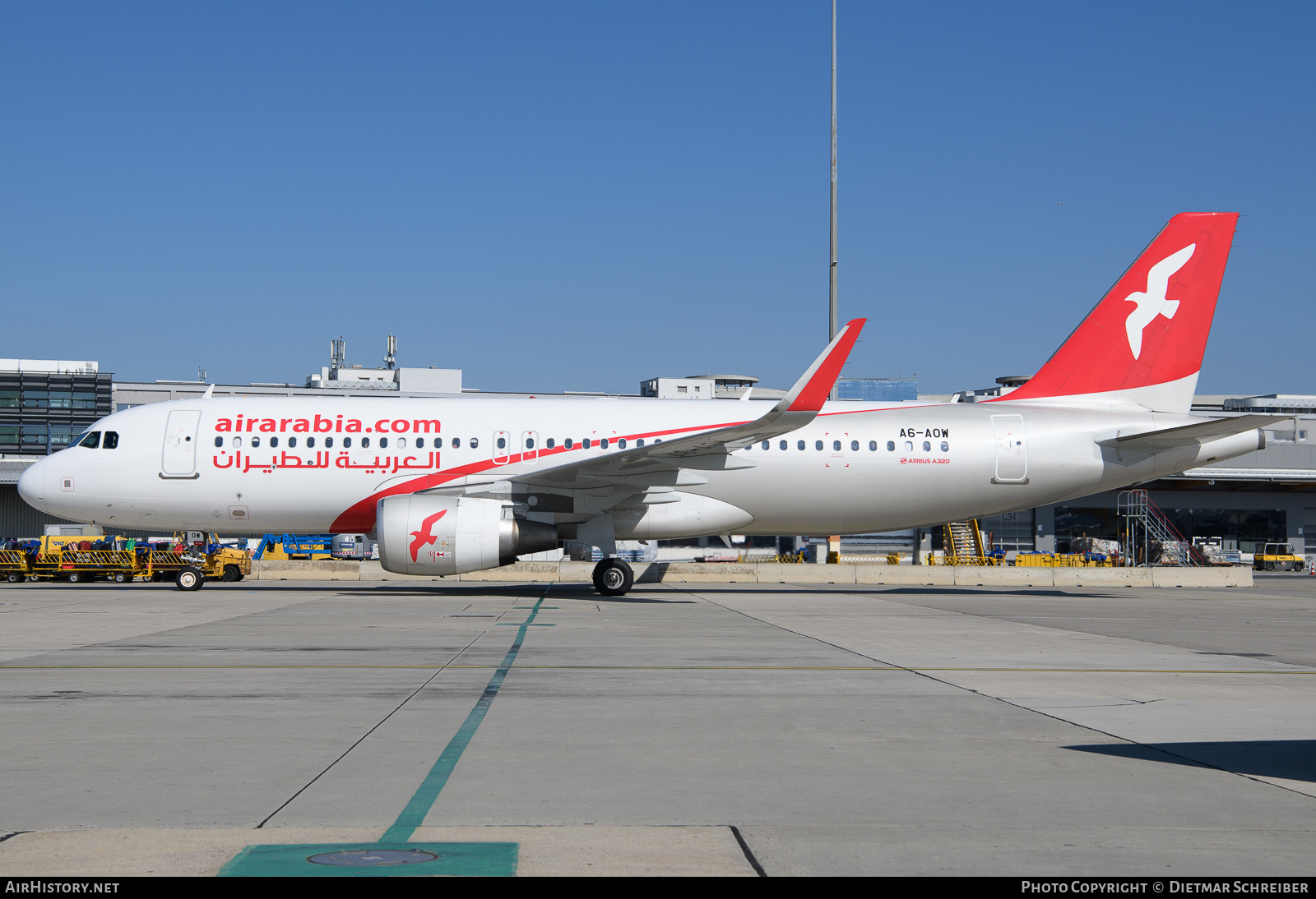 Aircraft Photo of A6-AOW | Airbus A320-214 | Air Arabia | AirHistory.net #852237