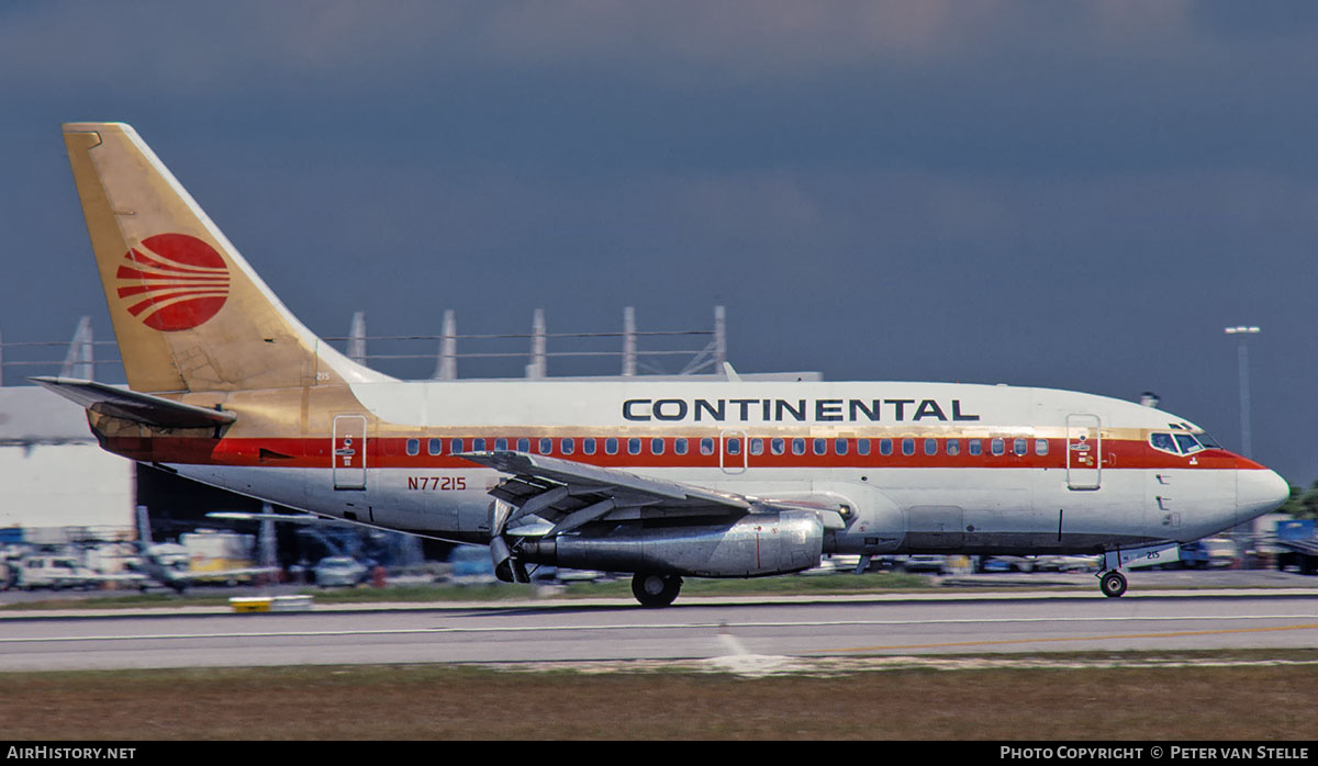 Aircraft Photo of N77215 | Boeing 737-130 | Continental Airlines | AirHistory.net #852275