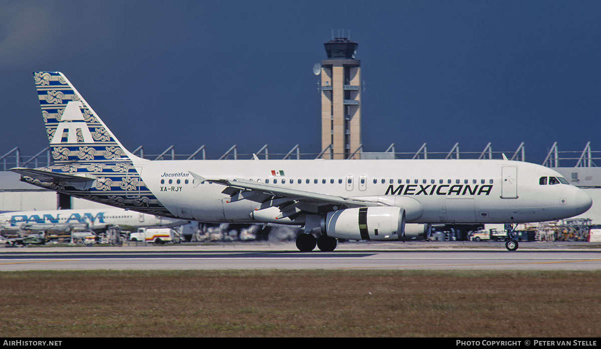Aircraft Photo of XA-RJY | Airbus A320-231 | Mexicana | AirHistory.net #852277
