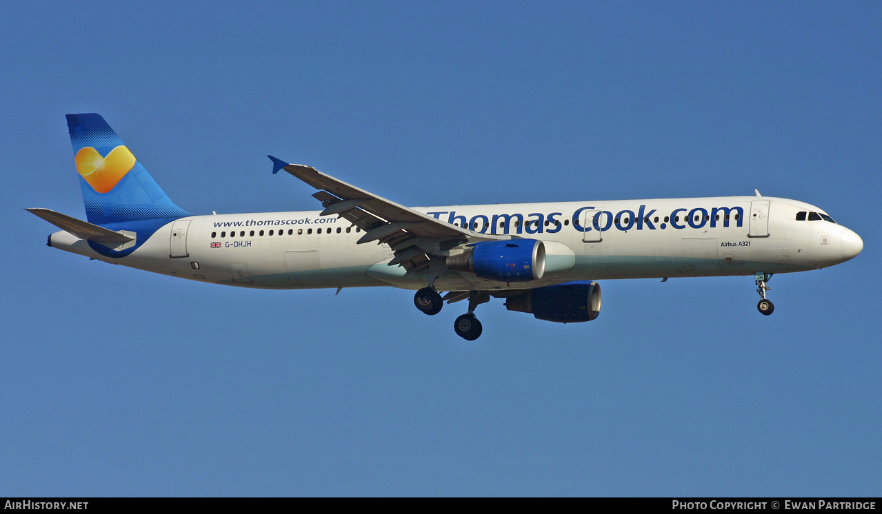 Aircraft Photo of G-DHJH | Airbus A321-211 | Thomas Cook Airlines | AirHistory.net #852309
