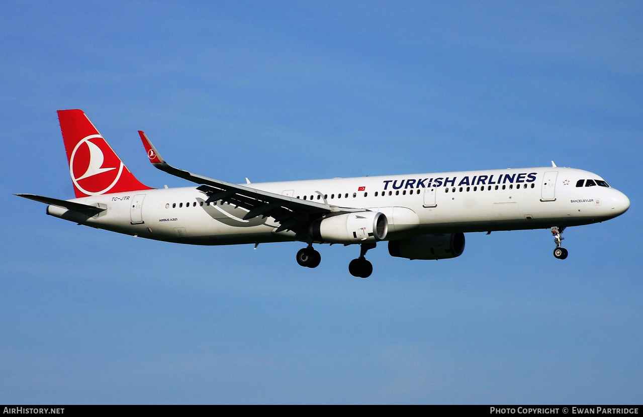 Aircraft Photo of TC-JTR | Airbus A321-231 | Turkish Airlines | AirHistory.net #852317