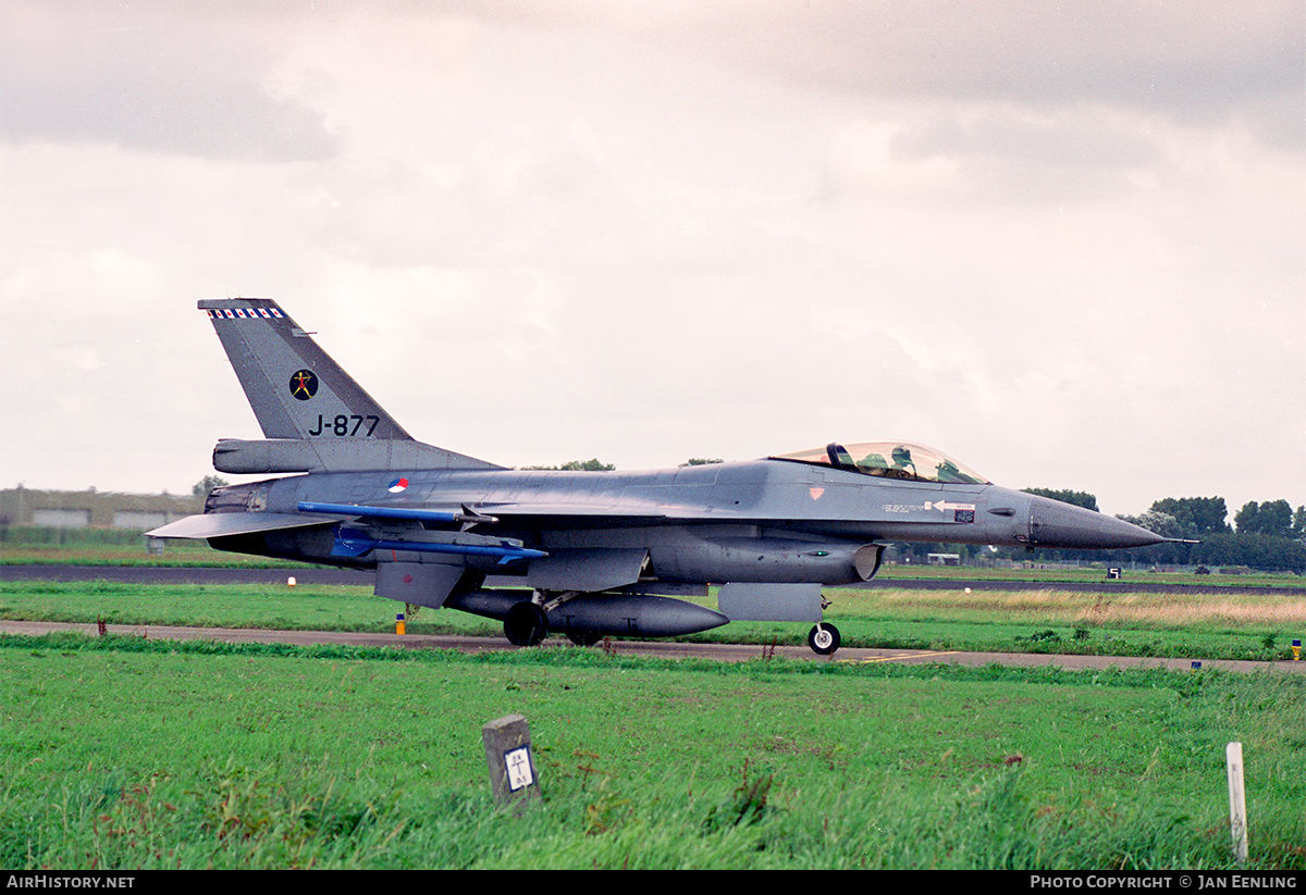 Aircraft Photo of J-877 | General Dynamics F-16A Fighting Falcon | Netherlands - Air Force | AirHistory.net #852332
