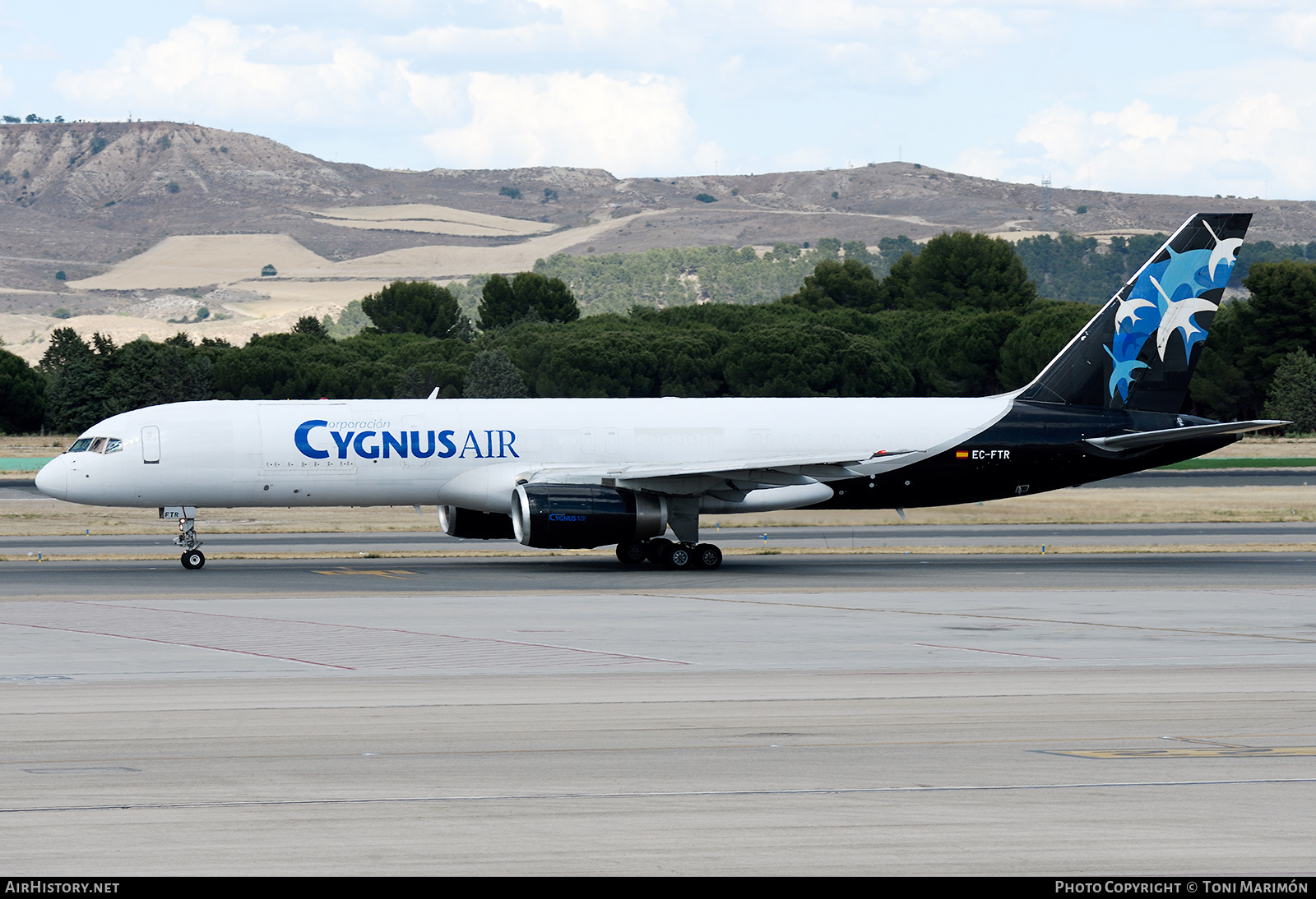 Aircraft Photo of EC-FTR | Boeing 757-256(PCF) | Cygnus Air | AirHistory.net #852338