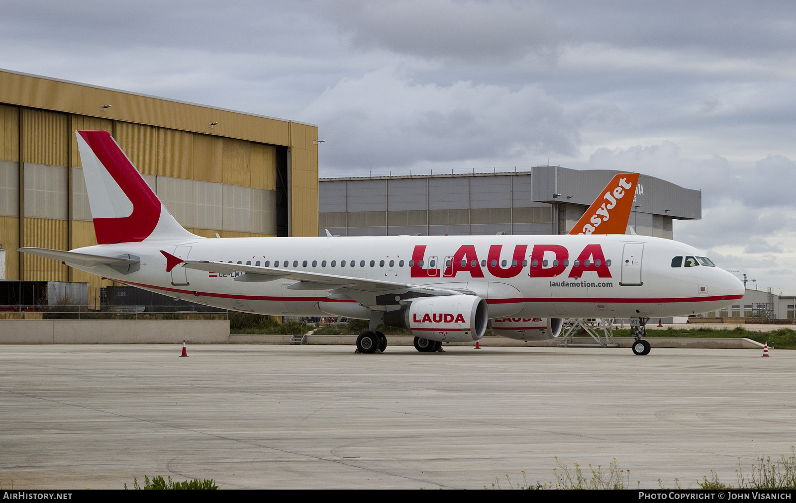 Aircraft Photo of OE-LMT | Airbus A320-214 | Lauda | AirHistory.net #852341
