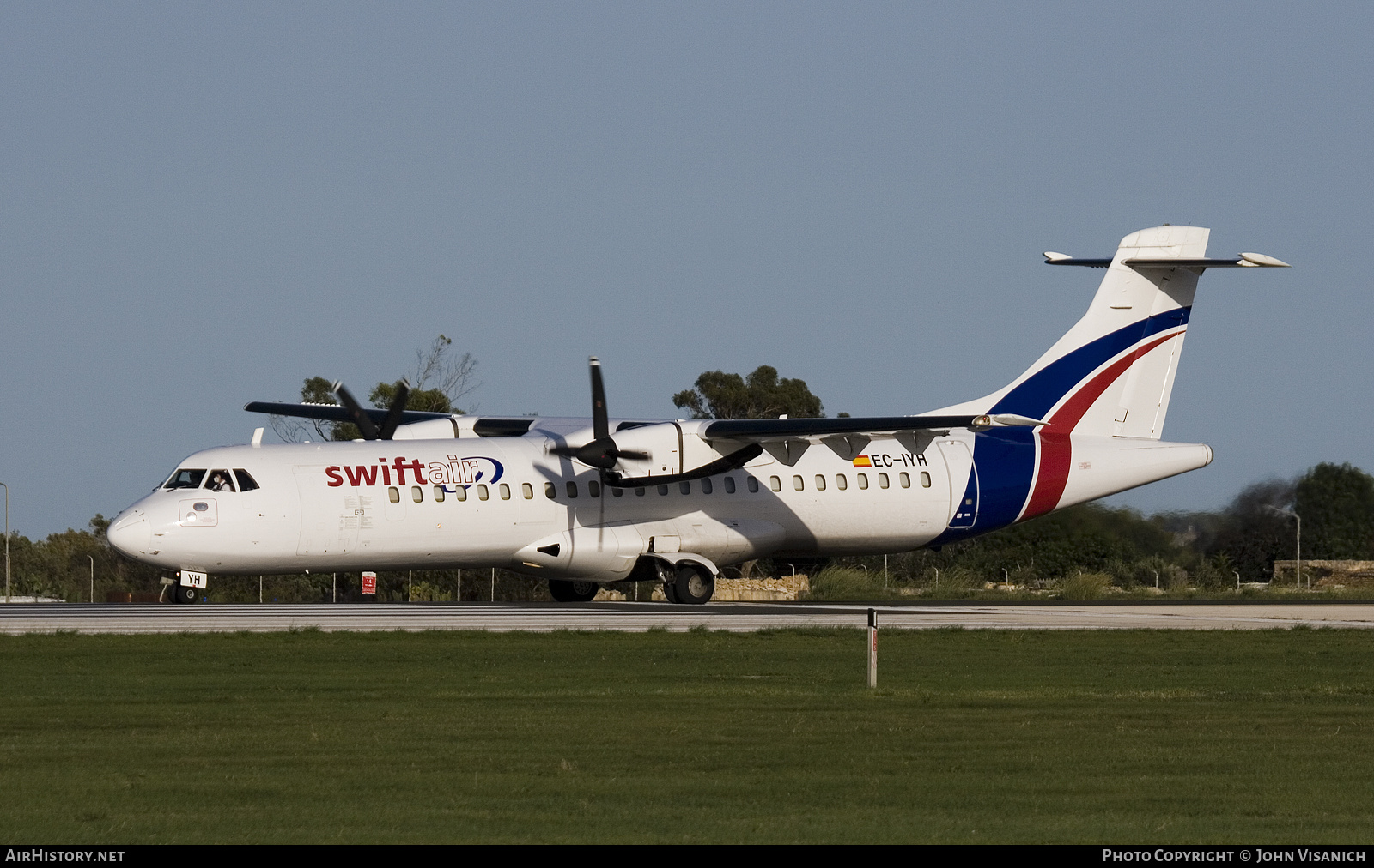 Aircraft Photo of EC-IYH | ATR ATR-72-202 | Swiftair | AirHistory.net #852342