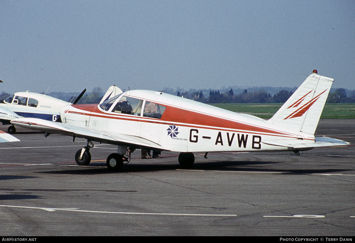 Aircraft Photo of G-AVWB | Piper PA-28-140 Cherokee | Surrey & Kent Flying Club | AirHistory.net #852381