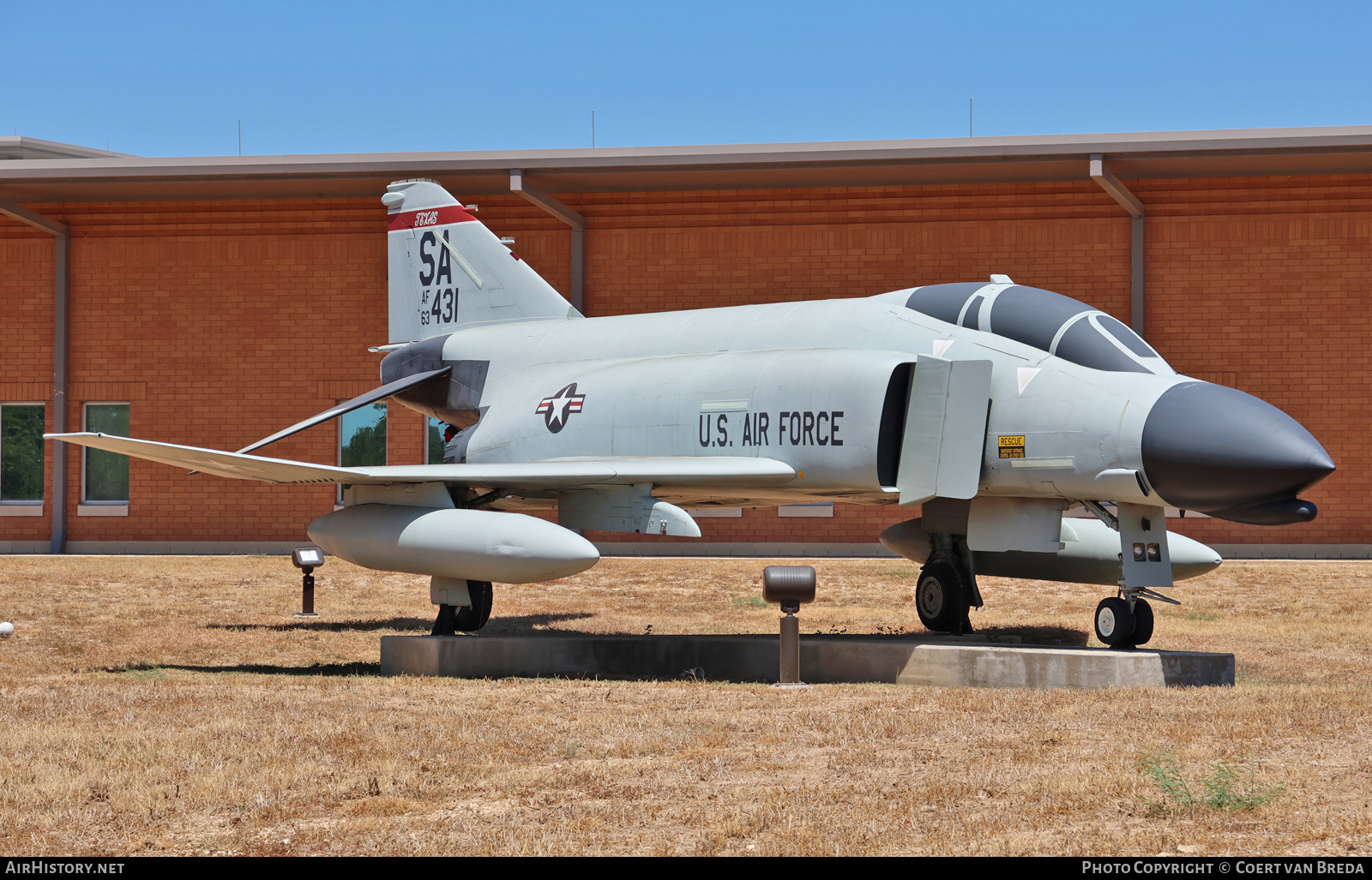 Aircraft Photo of 63-7431 | McDonnell F-4C Phantom II | USA - Air Force | AirHistory.net #852398