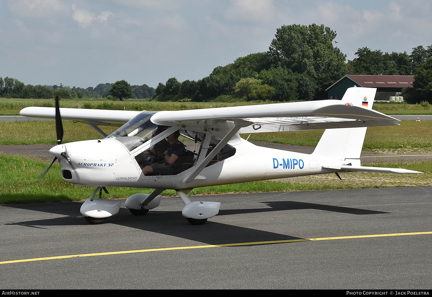 Aircraft Photo of D-MIPO | Aeroprakt A-32 Vixxen | AirHistory.net #852410