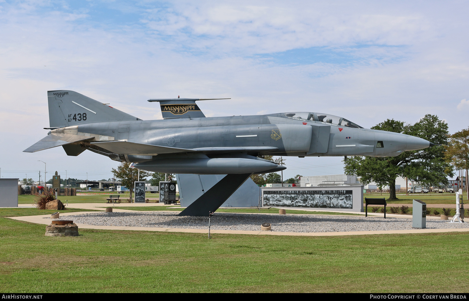 Aircraft Photo of 67-0438 / AF67-438 | McDonnell Douglas RF-4C Phantom II | USA - Air Force | AirHistory.net #852454