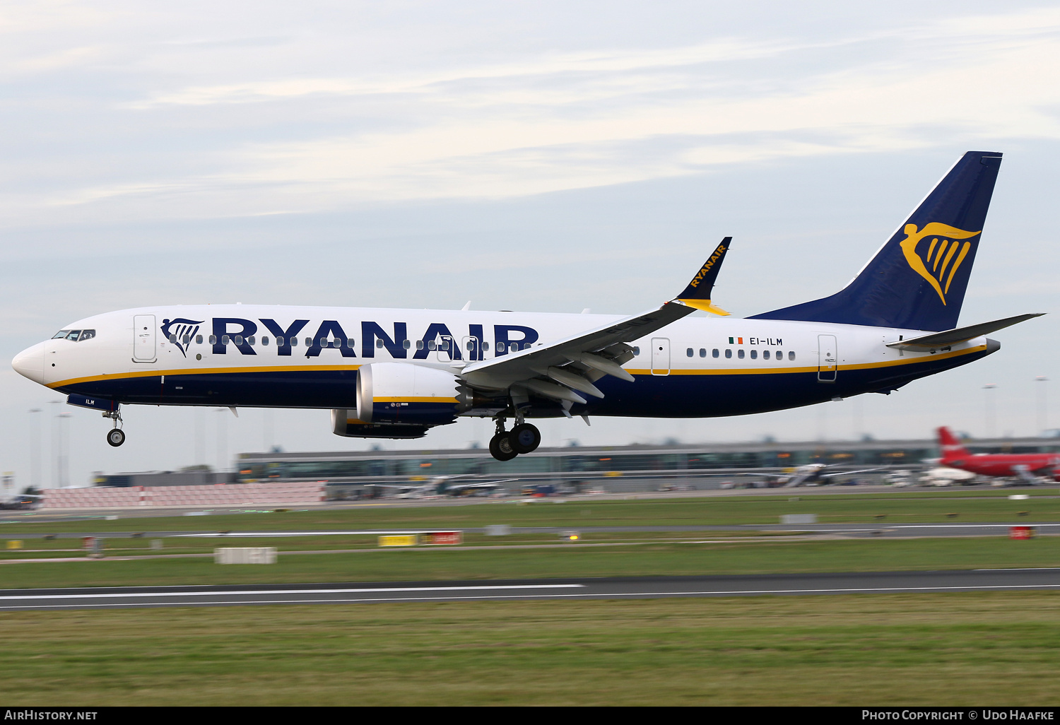 Aircraft Photo of EI-ILM | Boeing 737-8200 Max 200 | Ryanair | AirHistory.net #852470