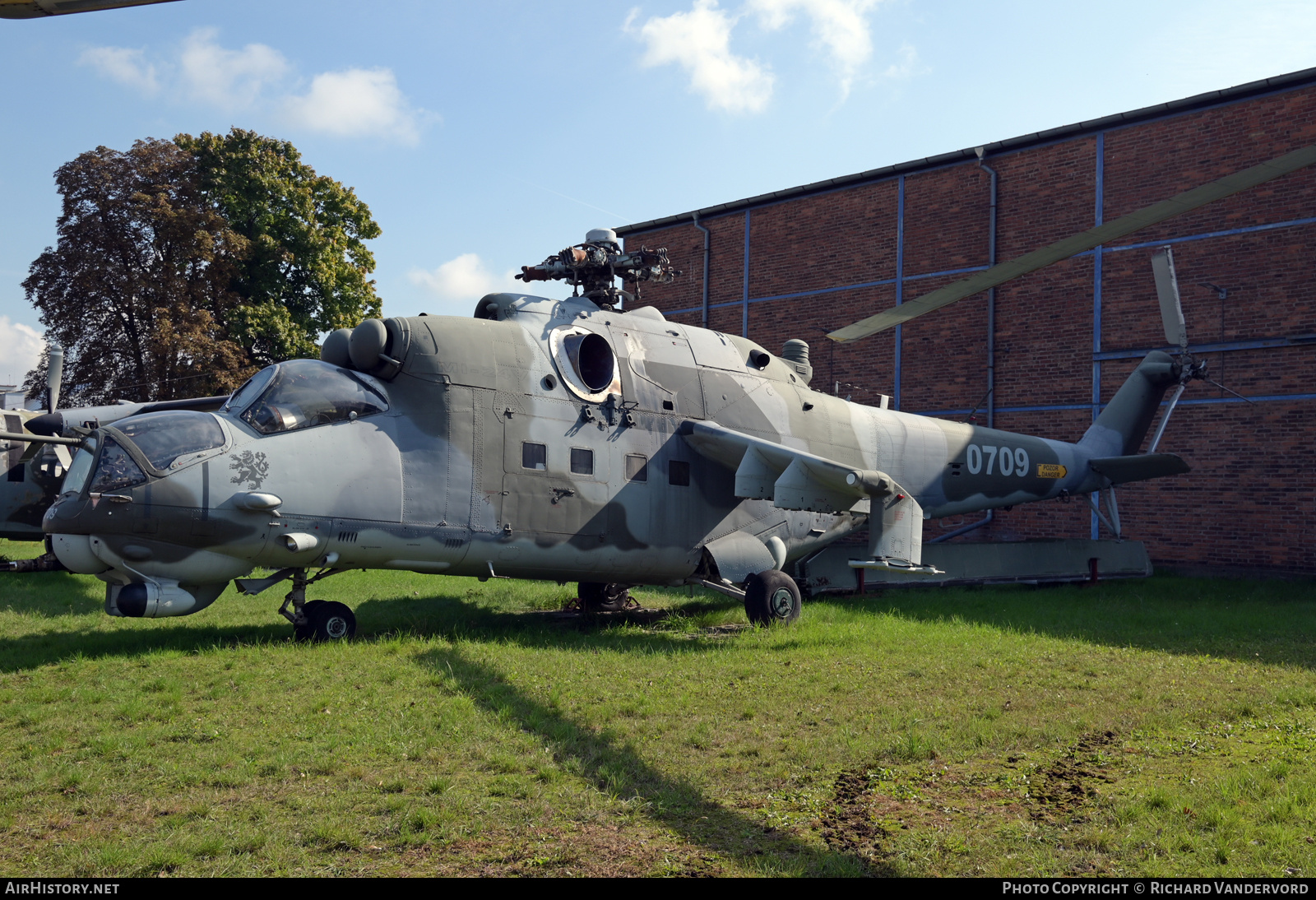 Aircraft Photo of 0709 | Mil Mi-24V | Czechia - Air Force | AirHistory.net #852480