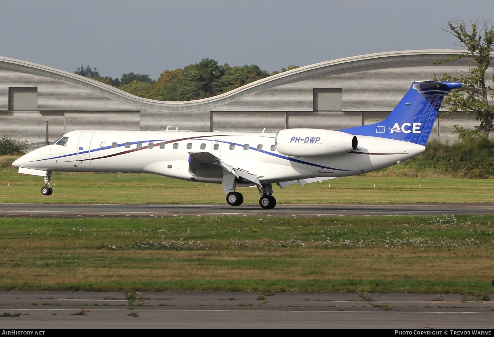 Aircraft Photo of PH-DWP | Embraer ERJ-135ER (EMB-135ER) | ACE - Air Charters Europe | AirHistory.net #852496
