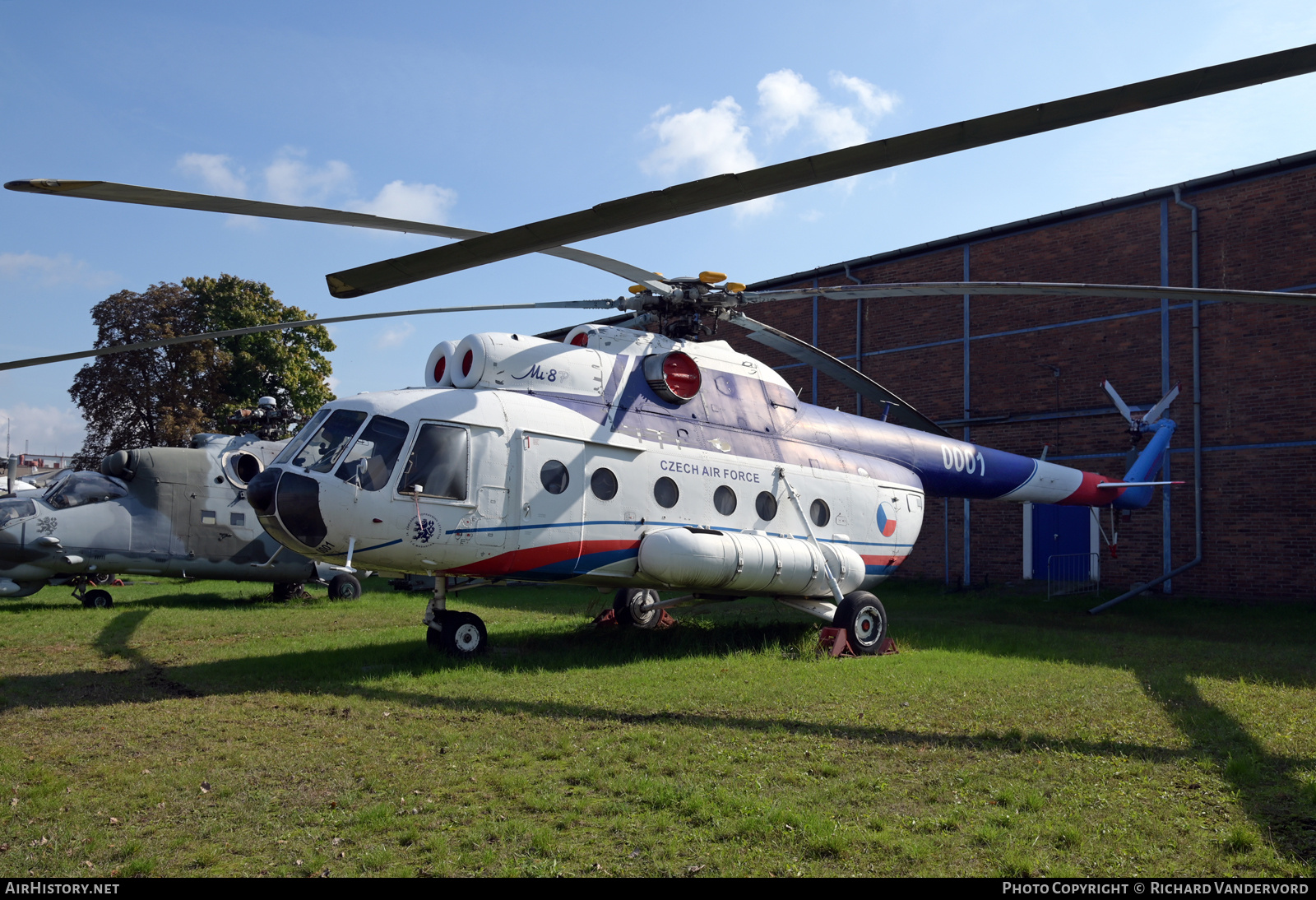 Aircraft Photo of 0001 | Mil Mi-8P | Czechia - Air Force | AirHistory.net #852505