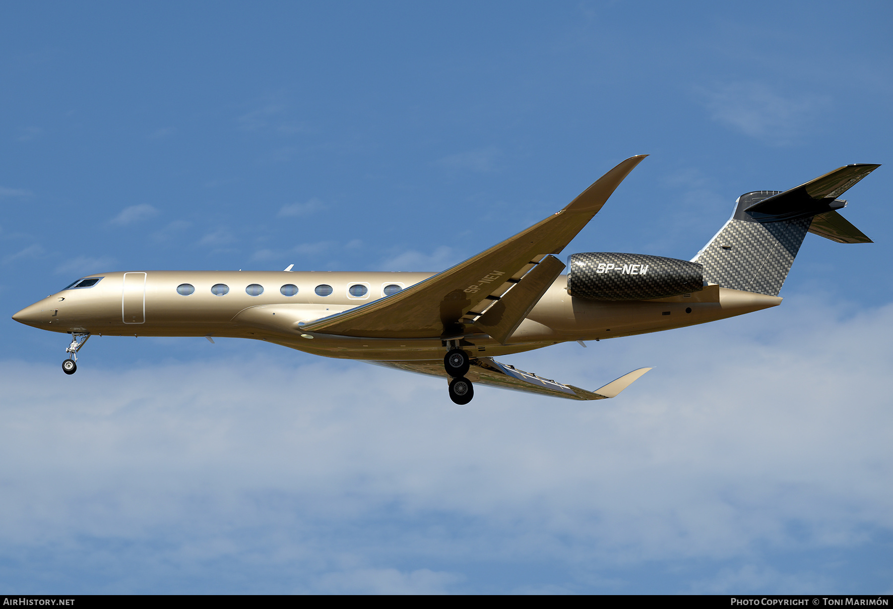 Aircraft Photo of SP-NEW | Gulfstream Aerospace G700 | AirHistory.net #852599