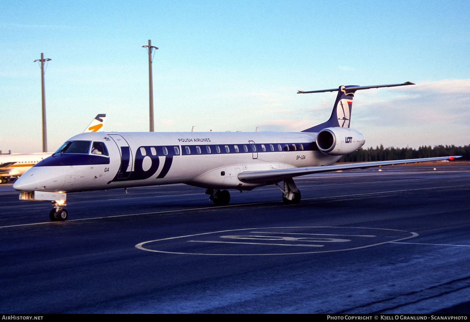 Aircraft Photo of SP-LGA | Embraer ERJ-145EP (EMB-145EP) | LOT Polish Airlines - Polskie Linie Lotnicze | AirHistory.net #852605