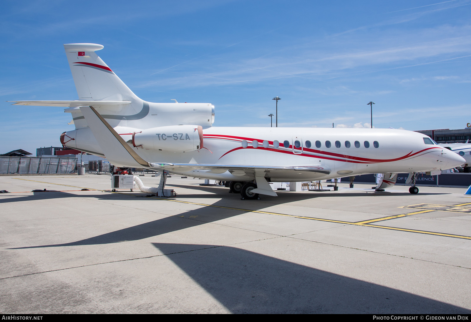 Aircraft Photo of TC-SZA | Dassault Falcon 7X | AirHistory.net #852698