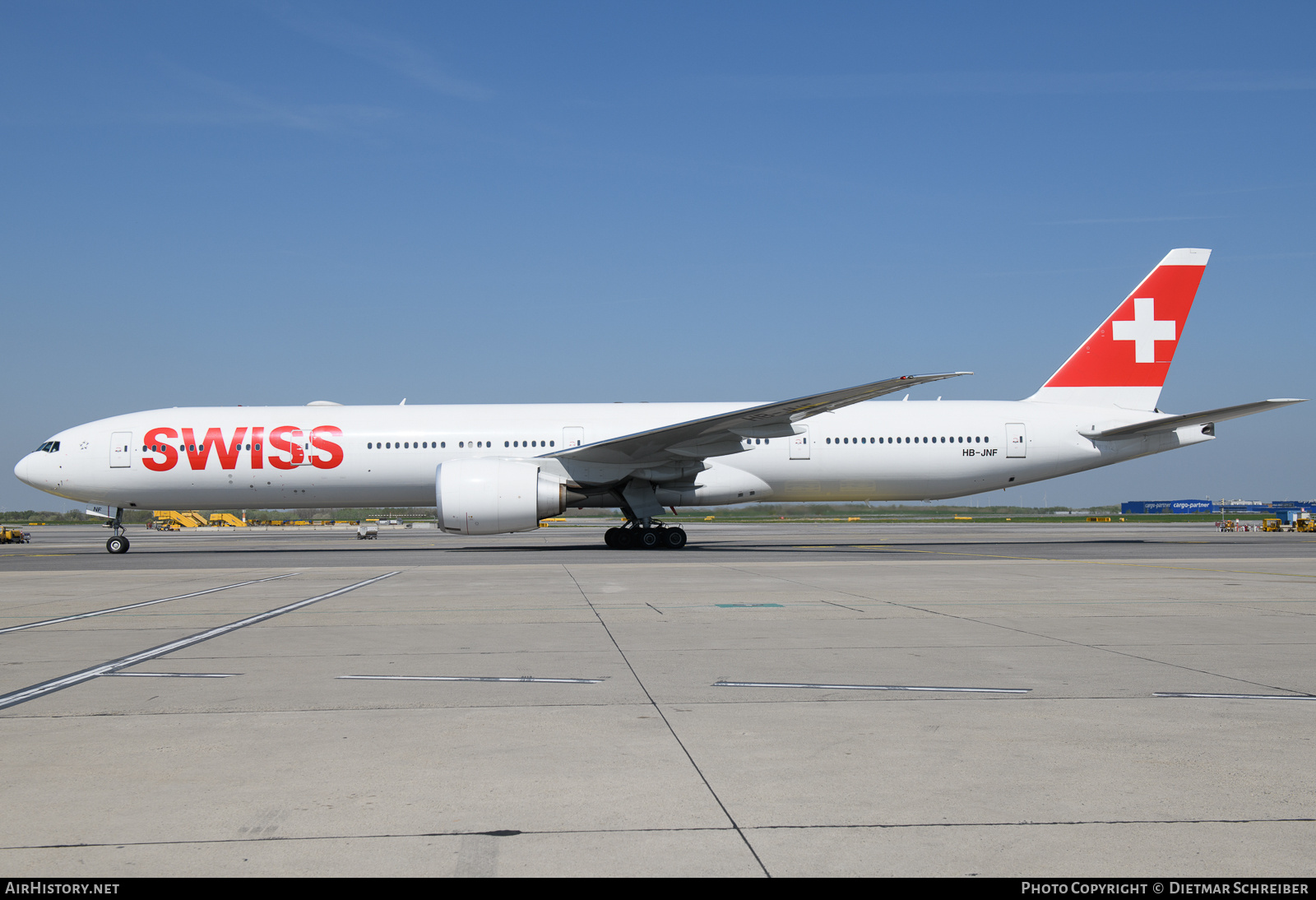 Aircraft Photo of HB-JNF | Boeing 777-3DE/ER | Swiss International Air Lines | AirHistory.net #852725