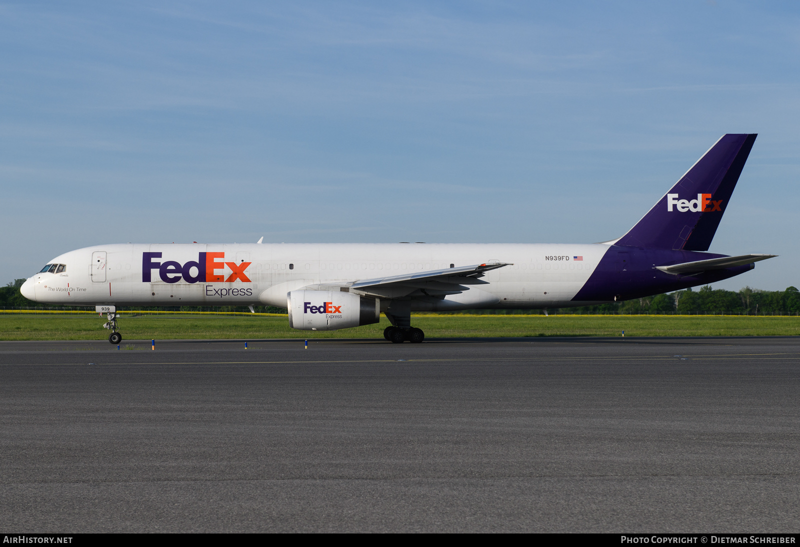 Aircraft Photo of N939FD | Boeing 757-23A(SF) | FedEx Express - Federal Express | AirHistory.net #852728
