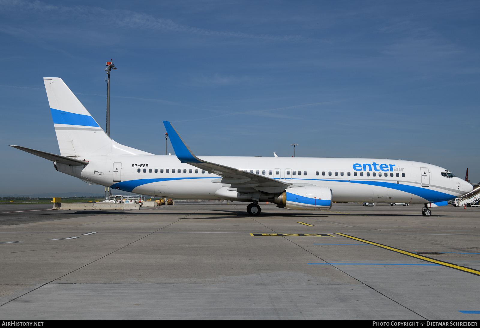 Aircraft Photo of SP-ESB | Boeing 737-8Q8 | Enter Air | AirHistory.net #852751