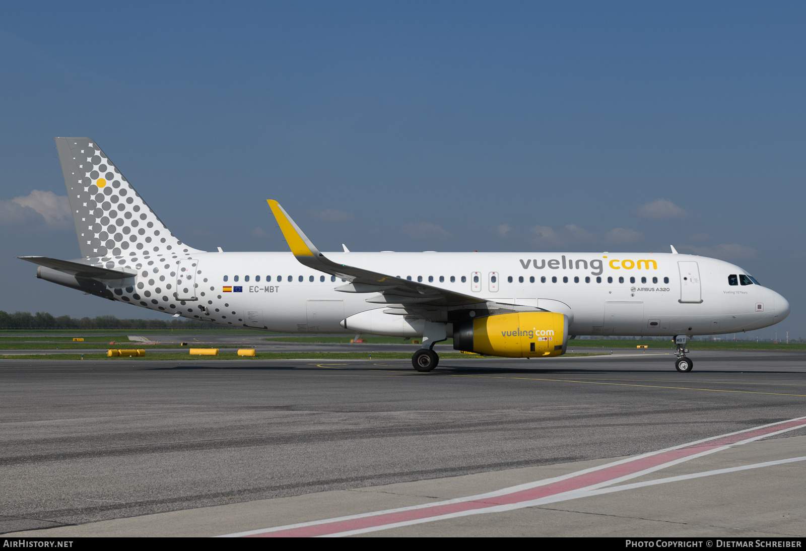 Aircraft Photo of EC-MBT | Airbus A320-232 | Vueling Airlines | AirHistory.net #852752