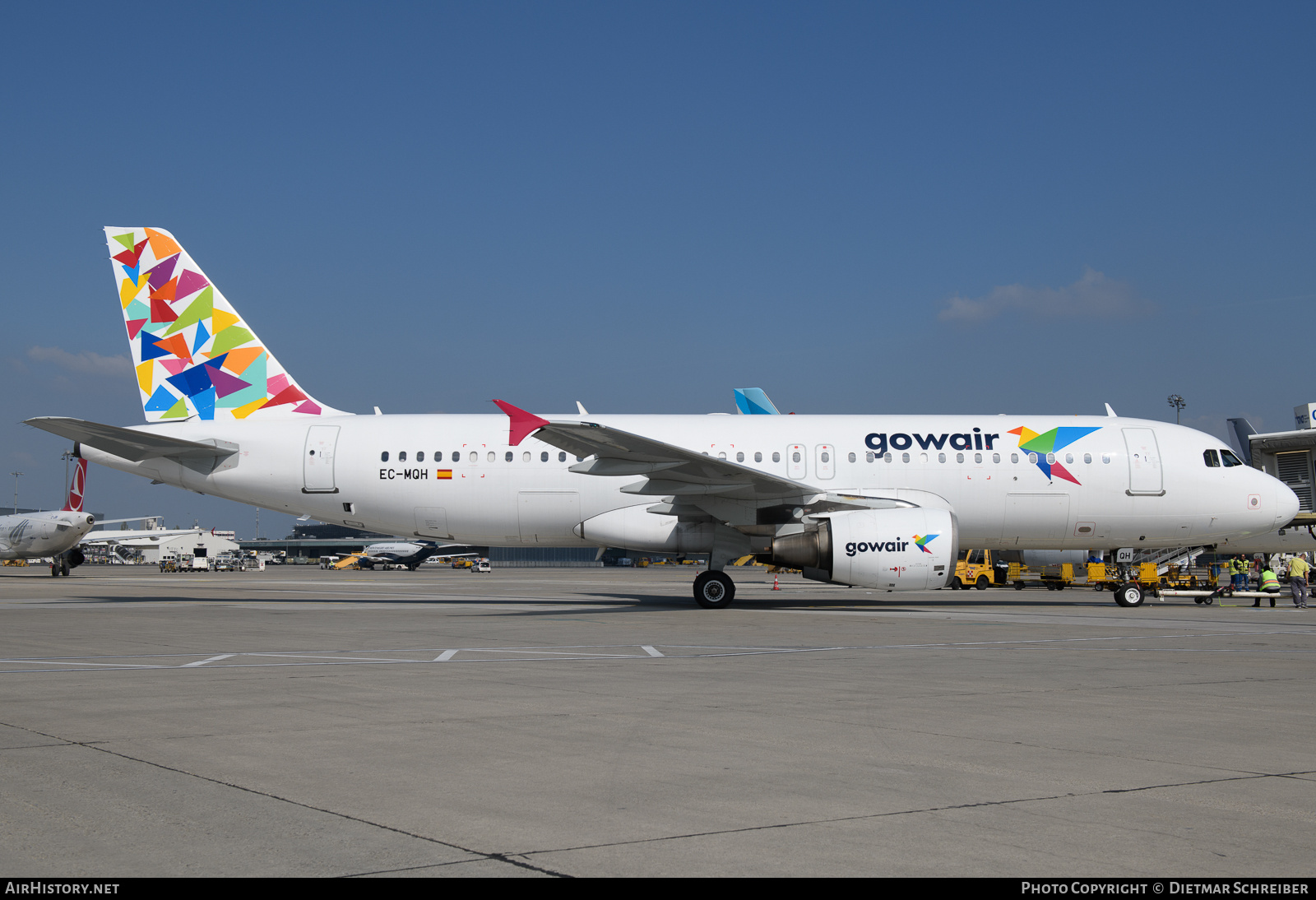 Aircraft Photo of EC-MQH | Airbus A320-214 | Gowair Vacation Airlines | AirHistory.net #852768