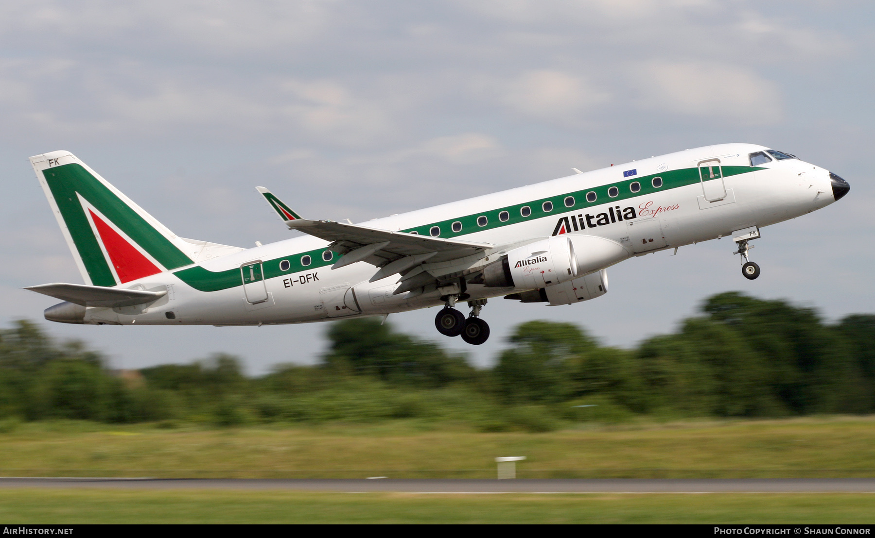 Aircraft Photo of EI-DFK | Embraer 170LR (ERJ-170-100LR) | Alitalia Express | AirHistory.net #852878