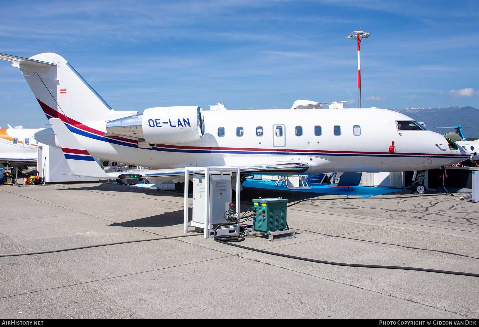 Aircraft Photo of OE-LAN | Bombardier Challenger 650 (CL-600-2B16) | AirHistory.net #852917