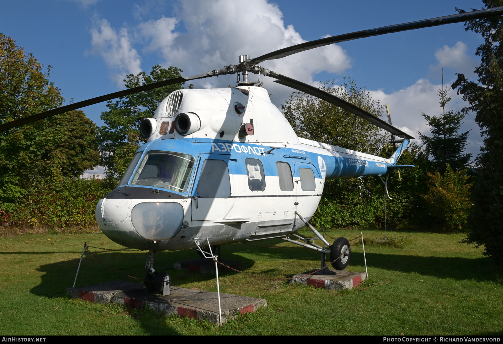Aircraft Photo of CCCP-20402 | Mil Mi-2 | Aeroflot | AirHistory.net #852938