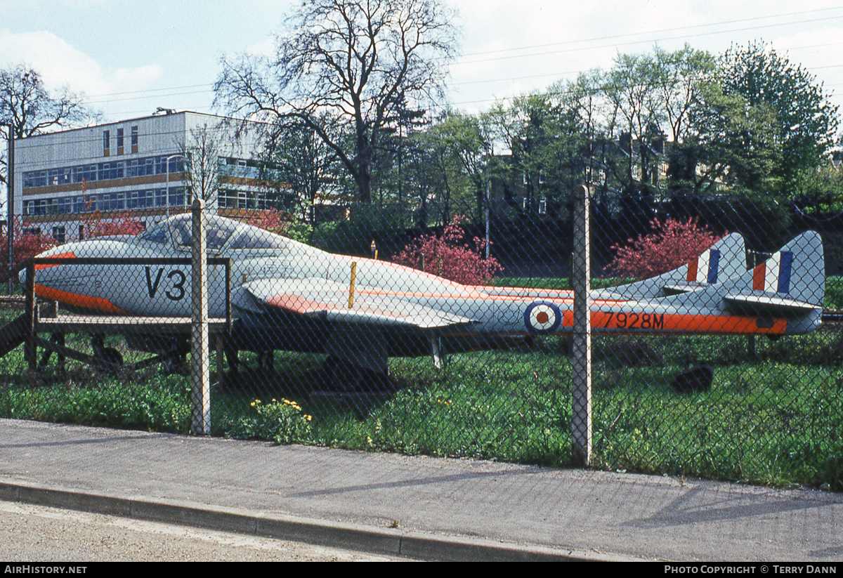 Aircraft Photo of 7928M / XE849 | De Havilland D.H. 115 Vampire T11 | UK - Air Force | AirHistory.net #853007