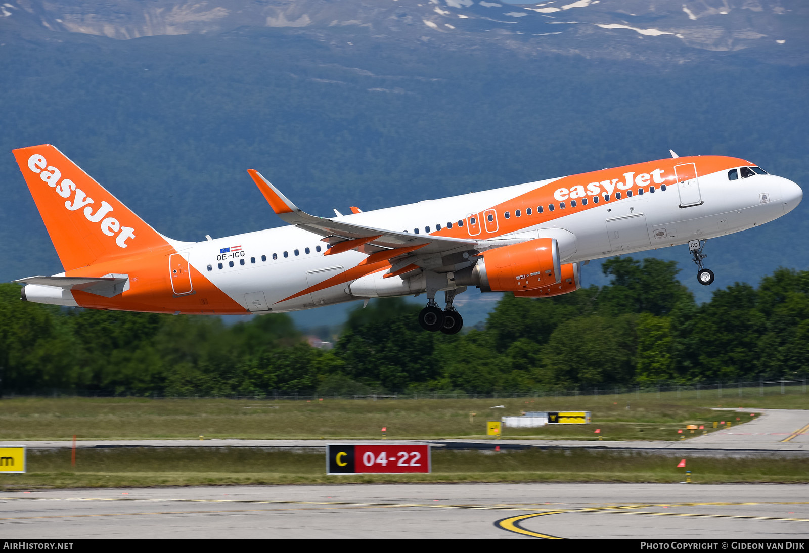 Aircraft Photo of OE-ICG | Airbus A320-214 | EasyJet | AirHistory.net #853025