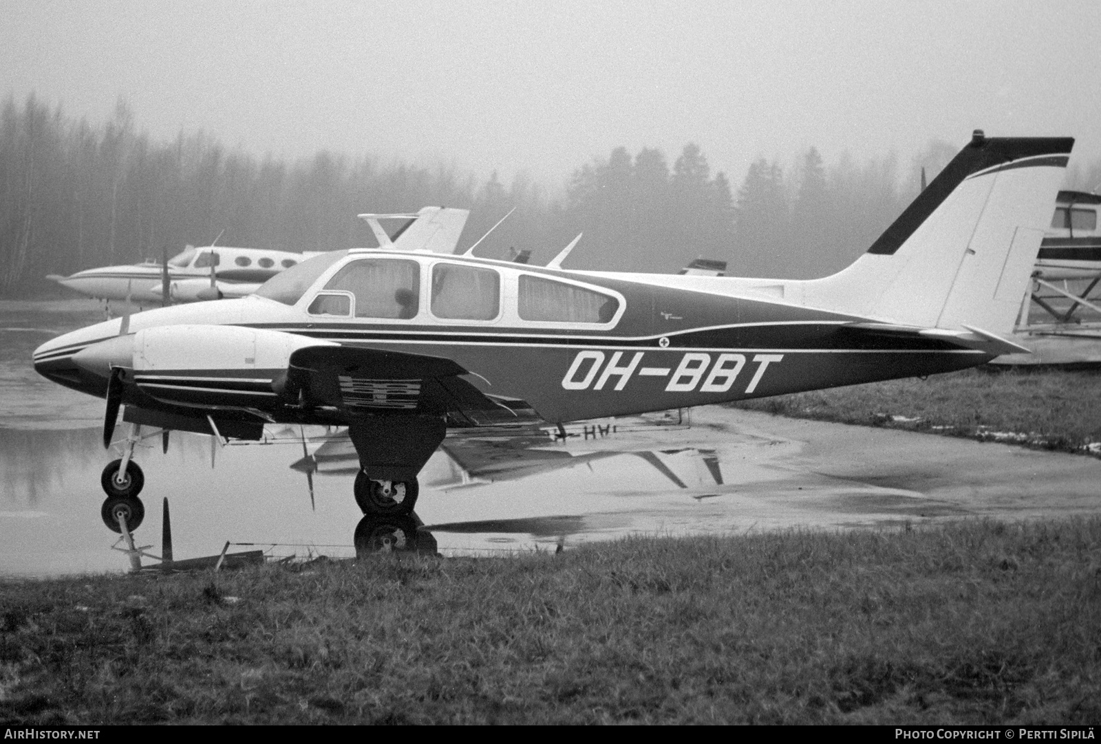 Aircraft Photo of OH-BBT | Beech B55 Baron (95-B55) | AirHistory.net #853029