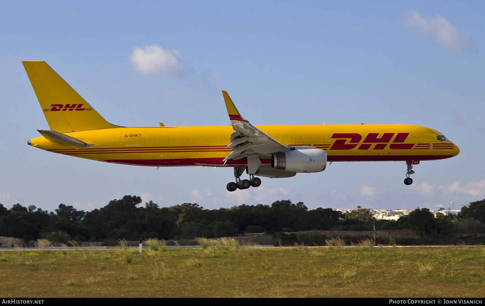 Aircraft Photo of G-DHKT | Boeing 757-223(PCF) | DHL Air | AirHistory.net #853072