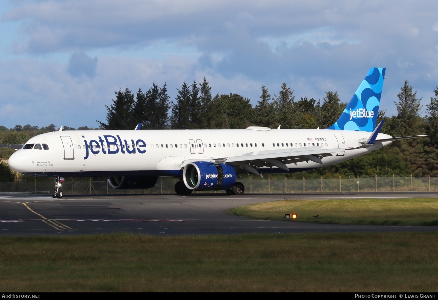 Aircraft Photo of N2169J | Airbus A321-271NX | JetBlue Airways | AirHistory.net #853103