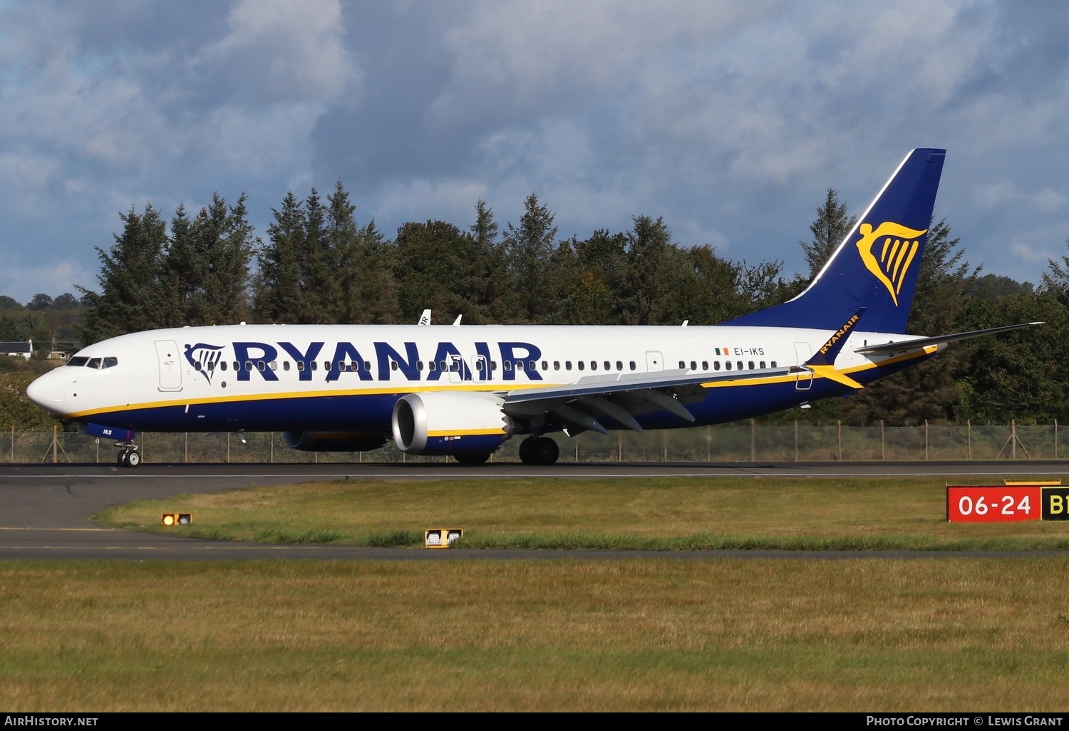 Aircraft Photo of EI-IKS | Boeing 737-8200 Max 200 | Ryanair | AirHistory.net #853112