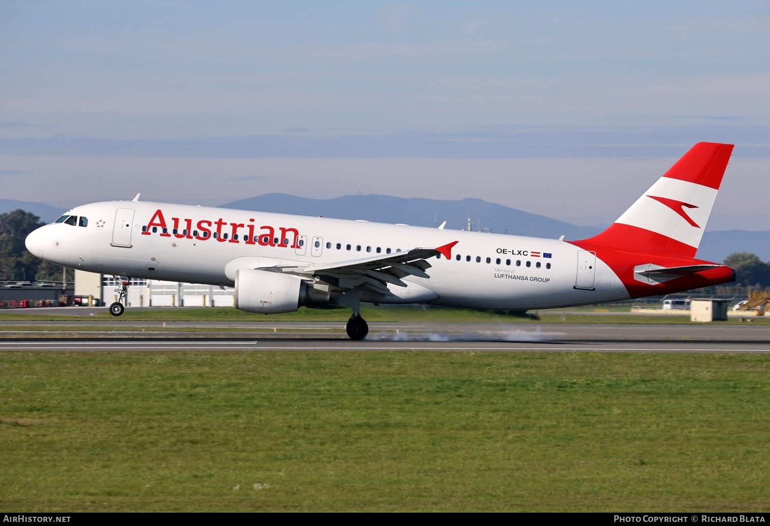 Aircraft Photo of OE-LXC | Airbus A320-216 | Austrian Airlines | AirHistory.net #853139