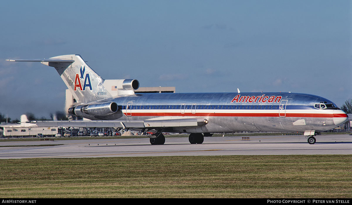 Aircraft Photo of N729AA | Boeing 727-227/Adv | American Airlines | AirHistory.net #853237