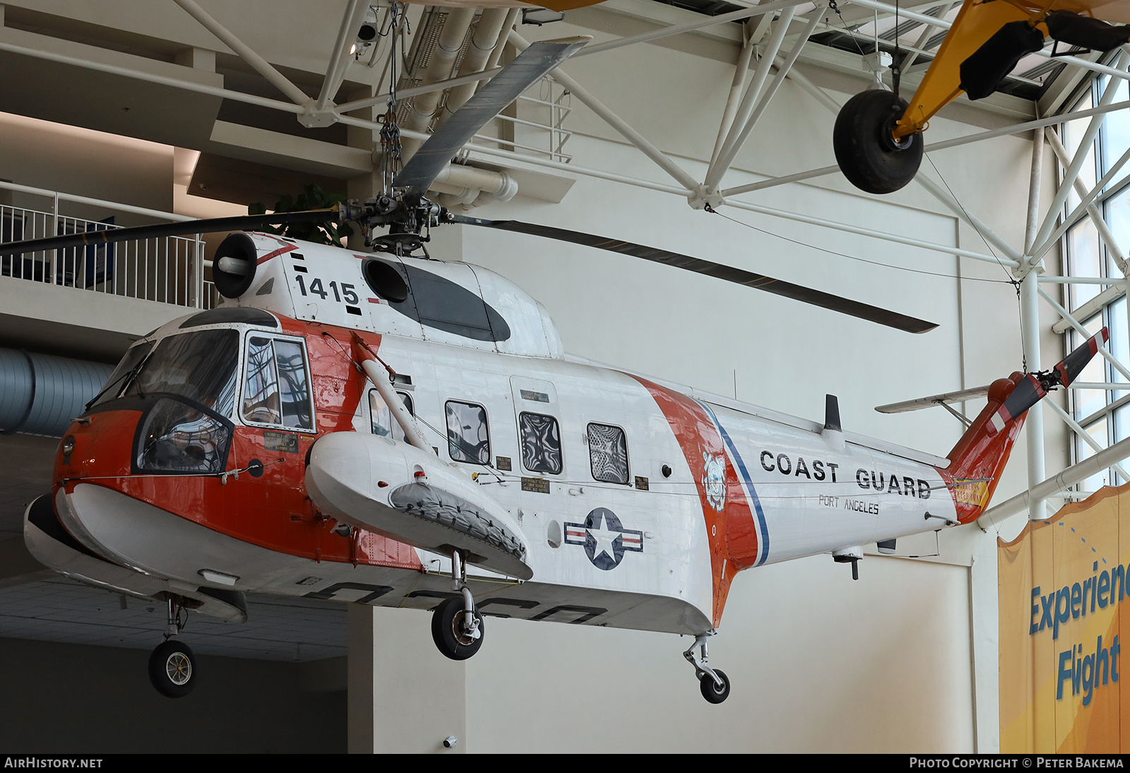 Aircraft Photo of 1415 | Sikorsky HH-52A Seaguard (S-62A) | USA - Coast Guard | AirHistory.net #853243