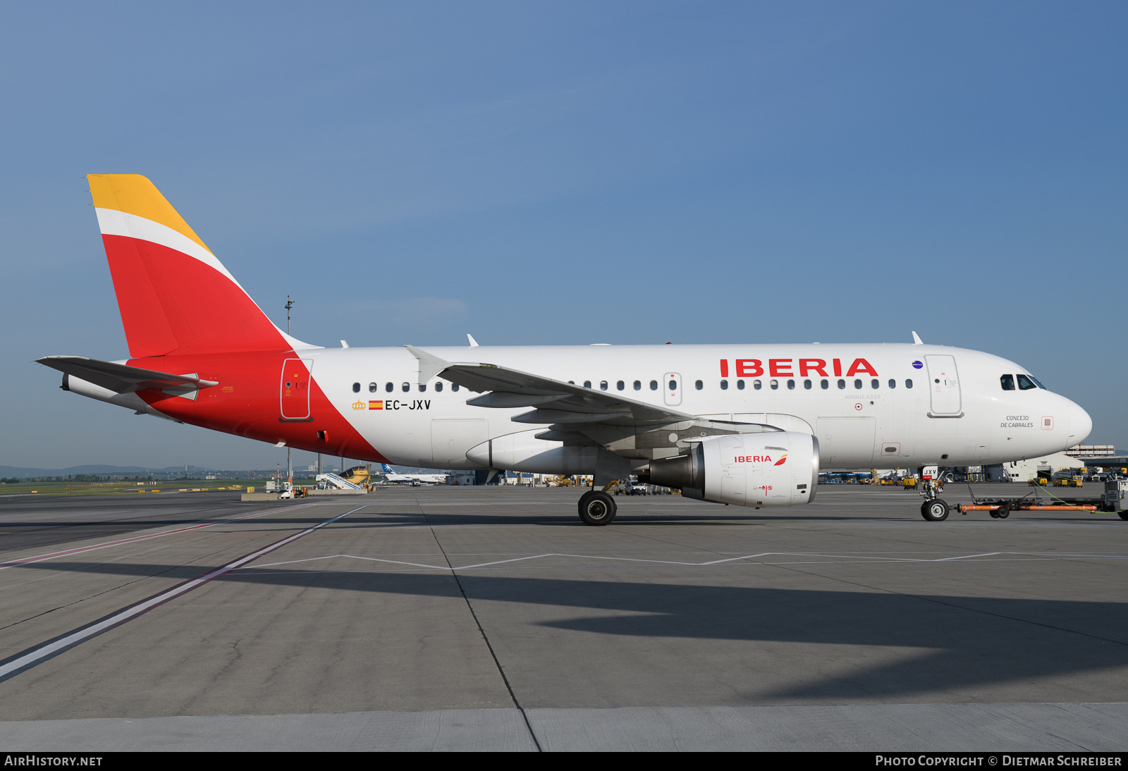 Aircraft Photo of EC-JXV | Airbus A319-111 | Iberia | AirHistory.net #853374