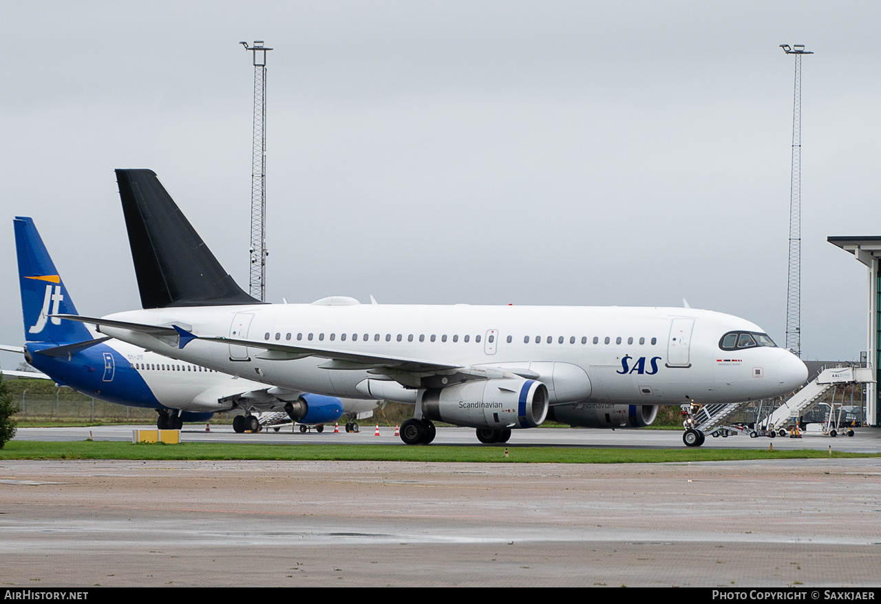 Aircraft Photo of OY-KBT | Airbus A319-131 | Scandinavian Airlines - SAS | AirHistory.net #853521