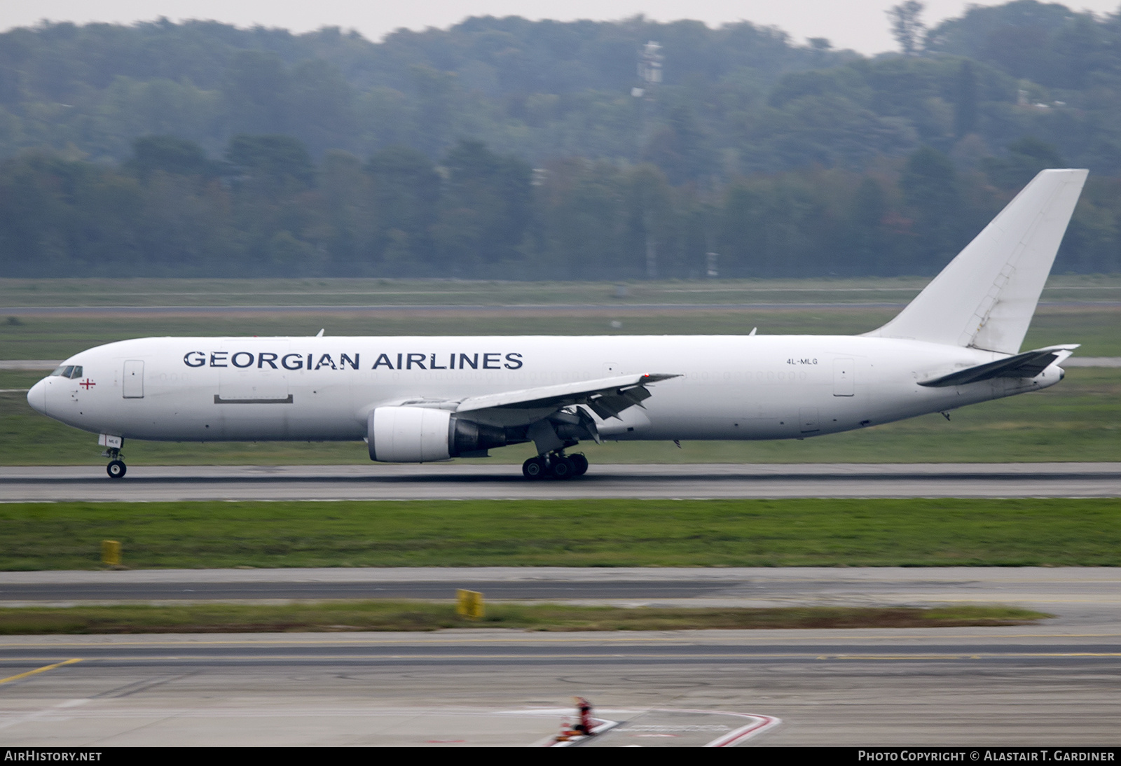 Aircraft Photo of 4L-MLG | Boeing 767-306/ER(BDSF) | Georgian Airlines | AirHistory.net #853529