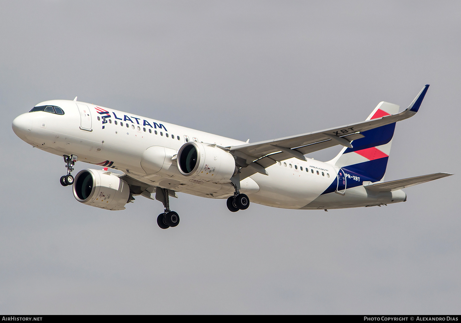 Aircraft Photo of PR-XBT | Airbus A320-271N | LATAM Airlines | AirHistory.net #853539