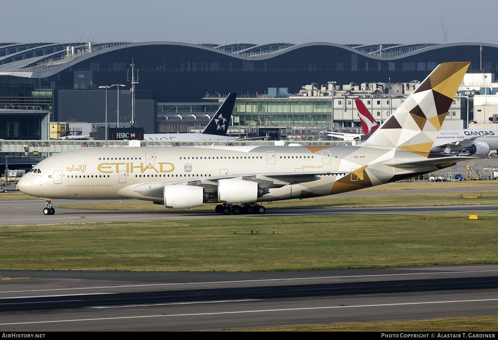 Aircraft Photo of A6-APH | Airbus A380-861 | Etihad Airways | AirHistory.net #853649