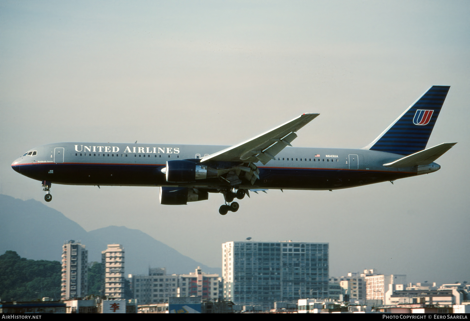 Aircraft Photo of N643UA | Boeing 767-322/ER | United Airlines | AirHistory.net #853658