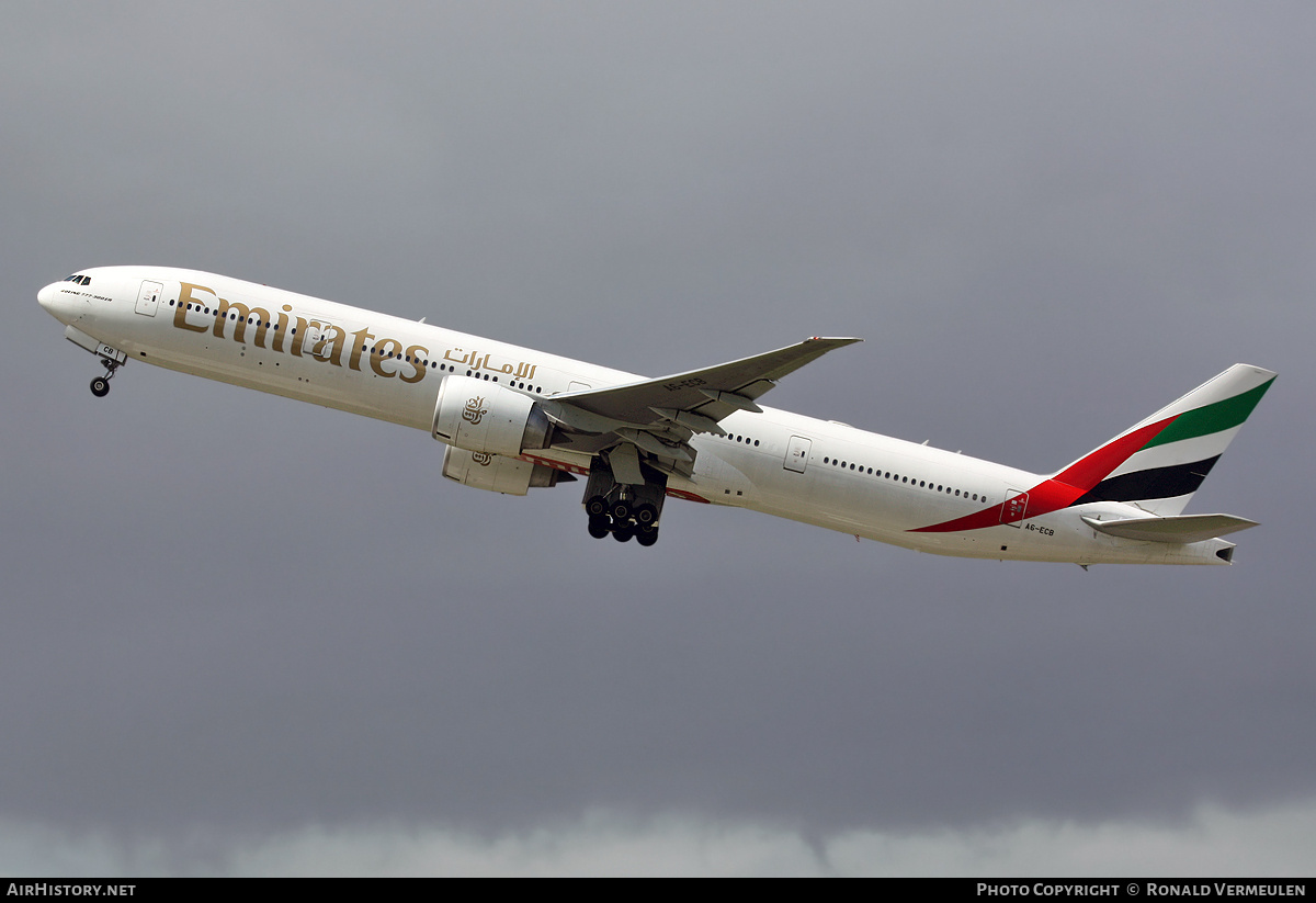 Aircraft Photo of A6-ECB | Boeing 777-31H/ER | Emirates | AirHistory.net #853724