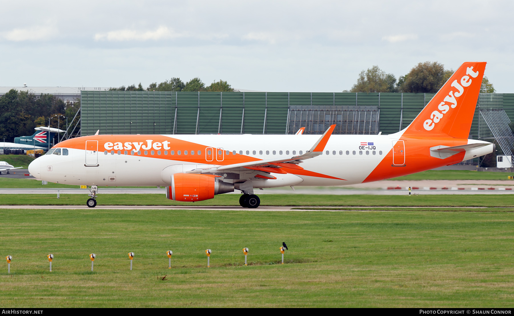 Aircraft Photo of OE-IJQ | Airbus A320-214 | EasyJet | AirHistory.net #853736