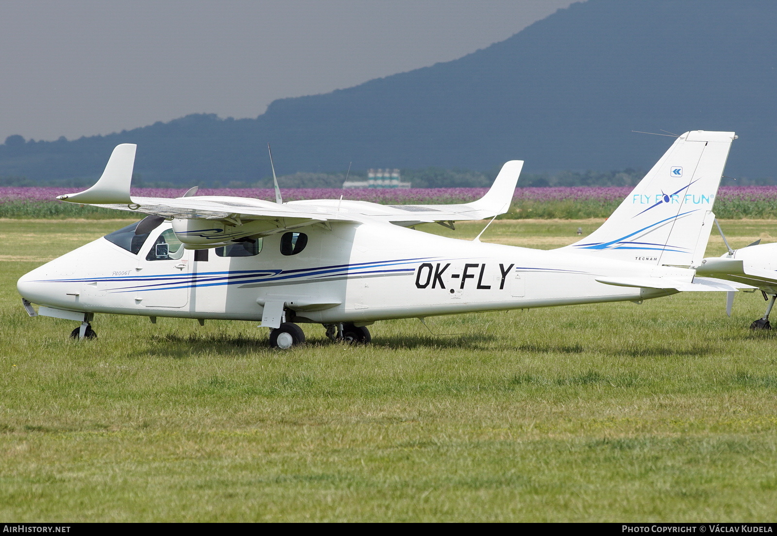 Aircraft Photo of OK-FLY | Tecnam P-2006T | Fly For Fun | AirHistory.net #853747